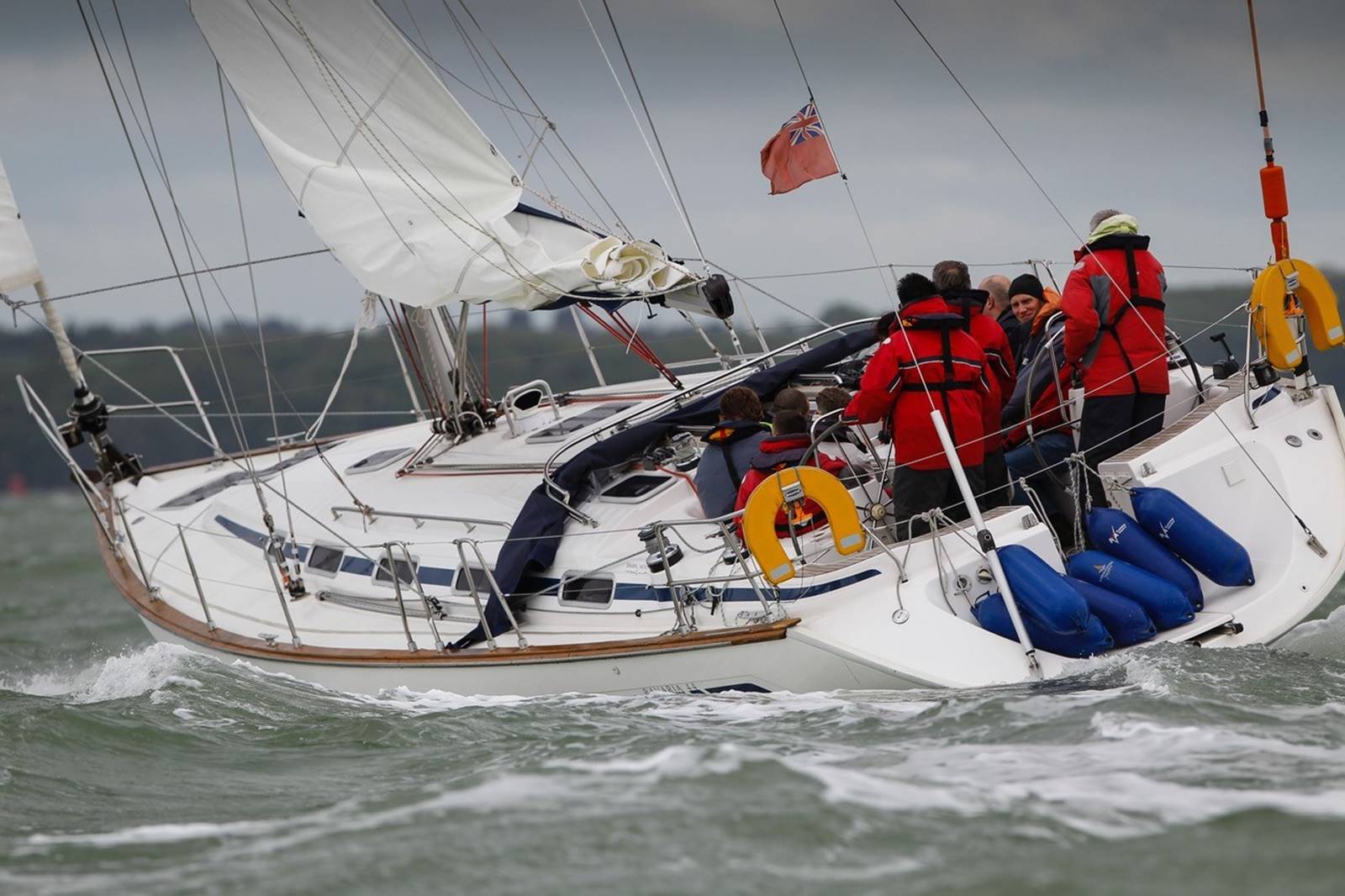 solent yacht charter